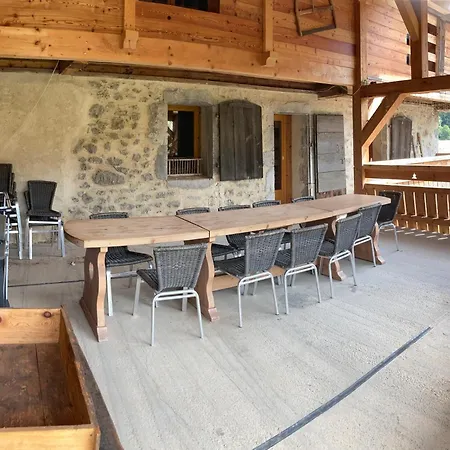 Nant Lovi Apartment *